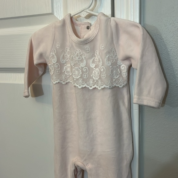 Kyle & Deena onesie - Picture 6 of 6